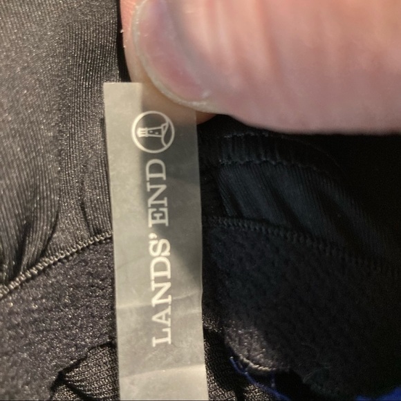 LAND’S END Sz 4 Cross Ruched Chest Fabric Wide Strap  Built in Bra Bathingsuit - Picture 8 of 8